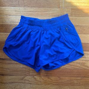 Lululemon tracker shorts